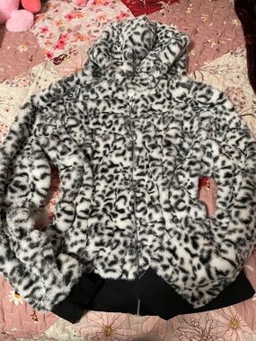 Faux Soft Leopard Print Jacket
